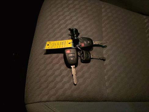 Used 2021 Toyota Tacoma SR5 image 13