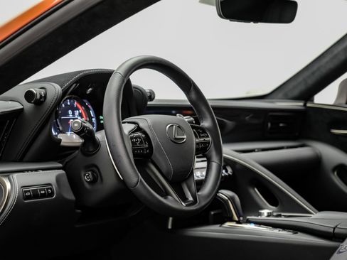 Used 2021 Lexus LC 500 Coupe w/ Performance Package RWD image 39