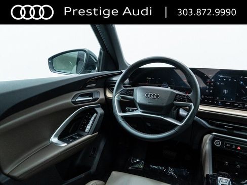 Used 2025 Audi Q5 Premium Plus w/ Premium Plus image 29