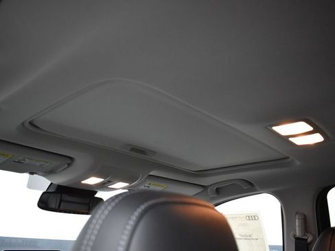 Used 2025 MAZDA CX-5 AWD 2.5 S w/ Premium Plus Pkg image 17