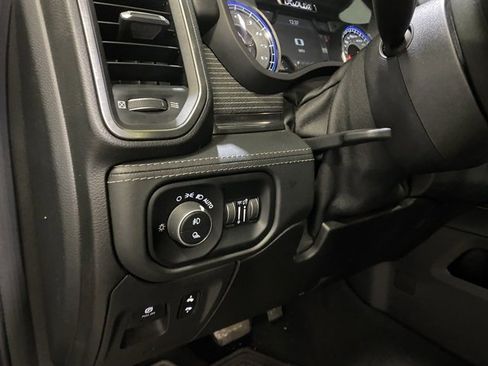 Used 2019 RAM 1500 Limited image 15
