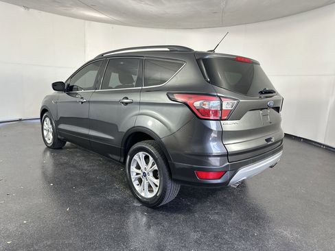 Used 2018 Ford Escape SE image 8