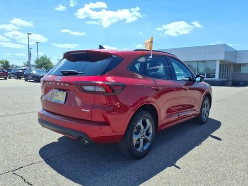 Certified 2024 Ford Escape ST-Line Select w/ Tech Pack #1 AWD/4WD image 7