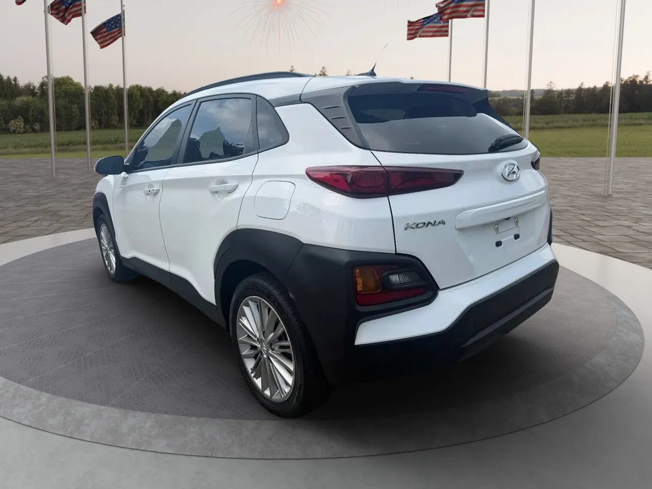 Used 2021 Hyundai Kona SEL FWD image 3