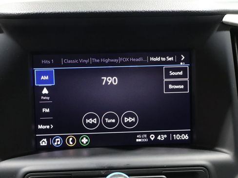 Used 2024 GMC Terrain SLE image 26