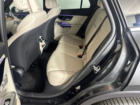 Certified 2025 Mercedes-Benz GLC 300 image 23