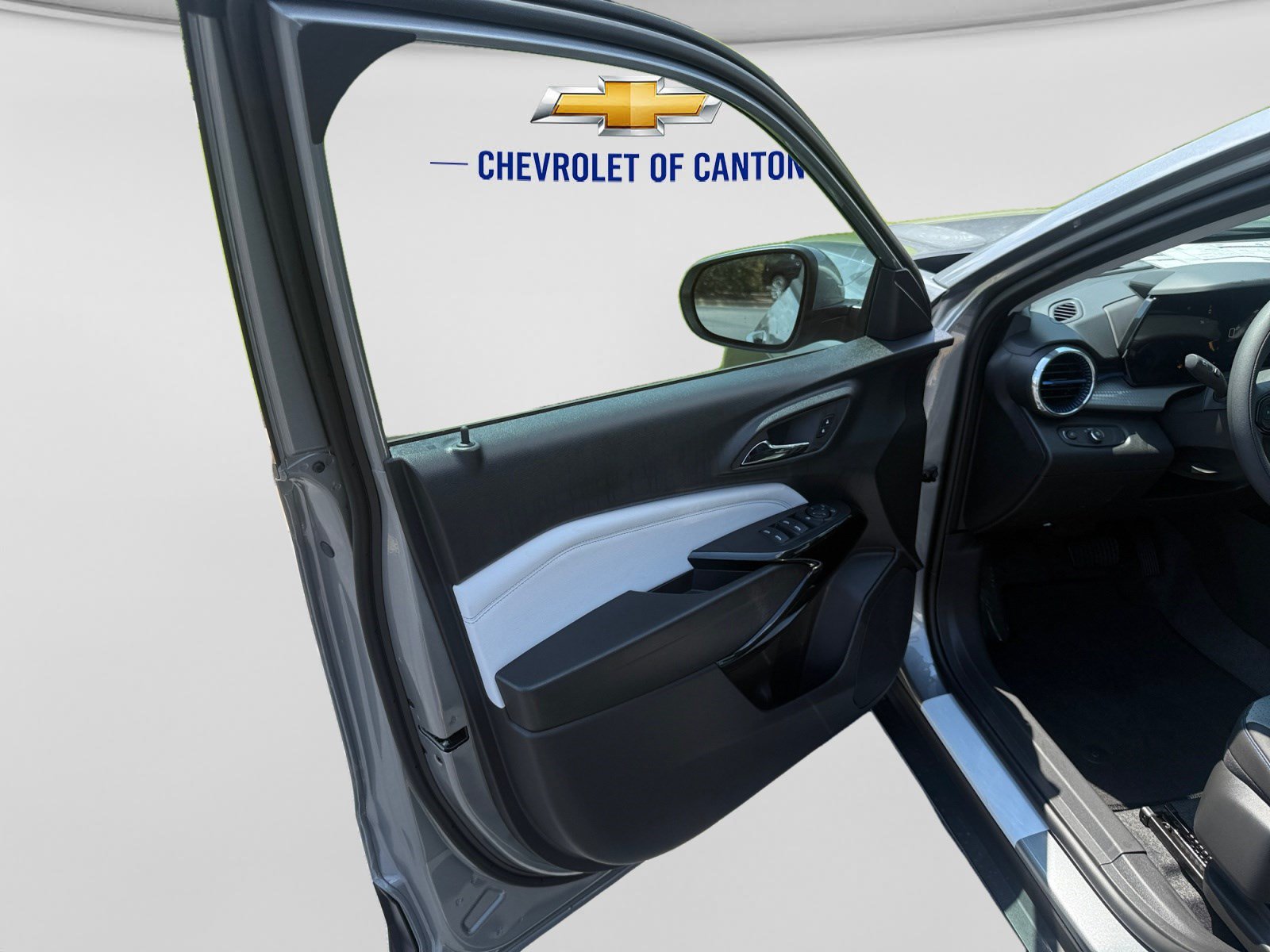 New 2026 Chevrolet Trax LT FWD image 10