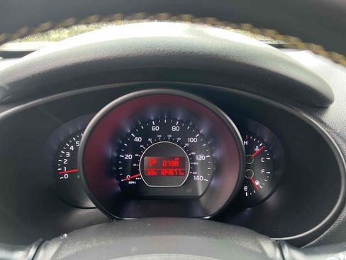 Used 2016 Kia Soul + w/ Designer's Package image 6