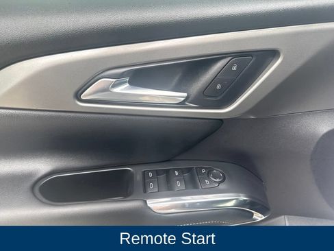 Used 2026 Chevrolet Traverse LT w/ LPO, Floor Liner Package FWD image 12