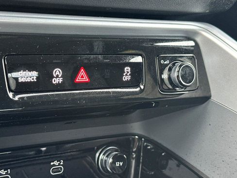 New 2025 Audi Q5 Premium Plus image 20