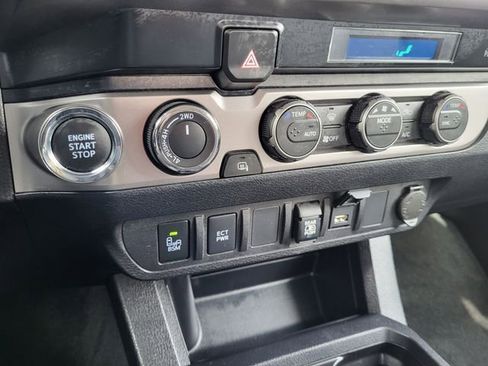 Used 2023 Toyota Tacoma SR5 w/ Technology Package image 18