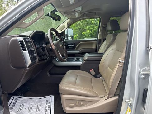 Used 2016 Chevrolet Silverado 2500 LTZ w/ Duramax Plus Package image 6