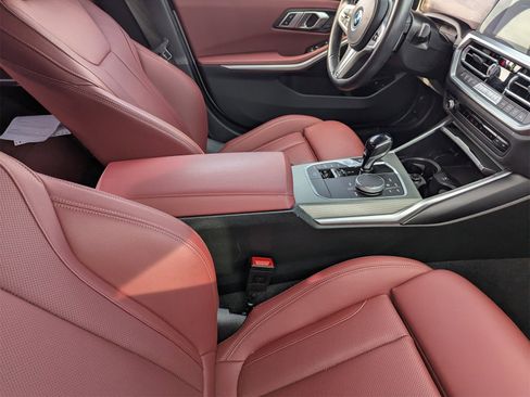 Used 2022 BMW 330e w/ M Sport Package image 11