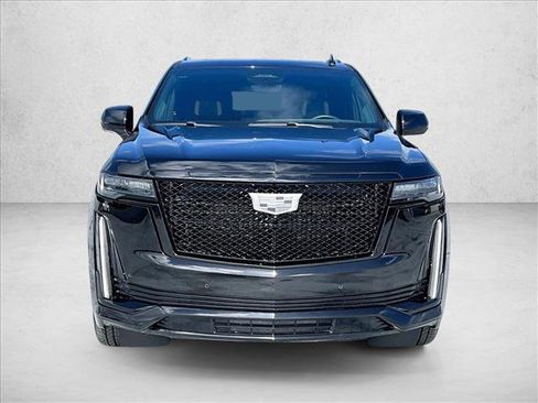 Used 2024 Cadillac Escalade ESV Sport Platinum image 3