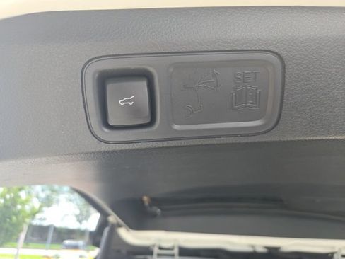 Certified 2024 Lincoln Navigator Black Label AWD/4WD image 21