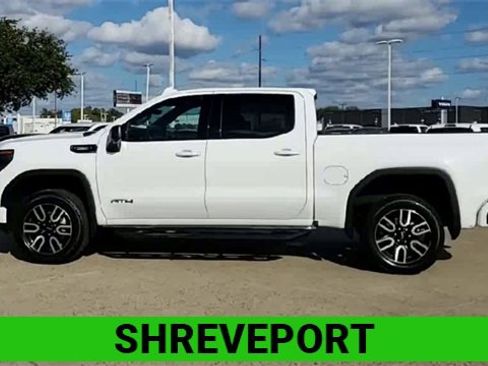Used 2022 GMC Sierra 1500 AT4 w/ Technology Package image 5