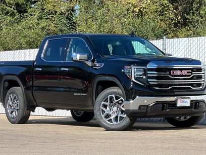 New 2026 GMC Sierra 1500 SLT w/ SLT Convenience Package