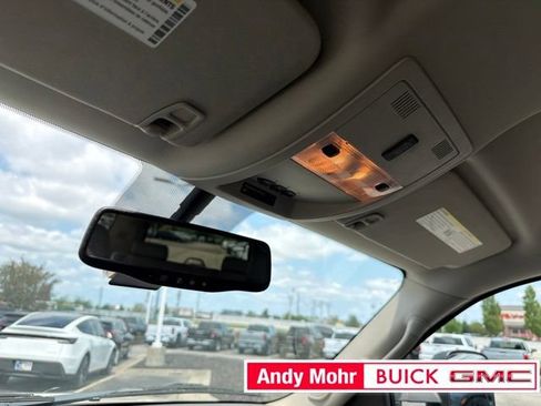 Used 2012 GMC Yukon XL SLT w/ SLT-2 Equipment Package AWD/4WD image 24