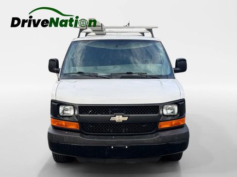 Used 2012 Chevrolet Express 2500 image 2