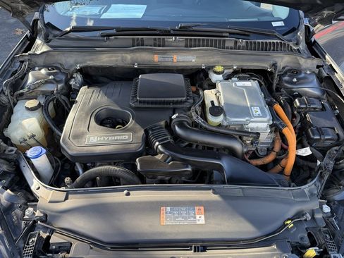 Used 2020 Ford Fusion SE image 14