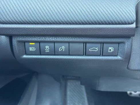Certified 2025 Toyota Camry SE FWD image 23
