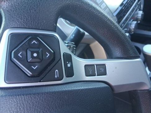 Used 2020 Toyota Tundra SR5 w/ SR5 Upgrade Package image 11