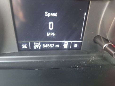 Used 2023 Chevrolet Silverado 2500 Custom w/ Custom Value Package image 12