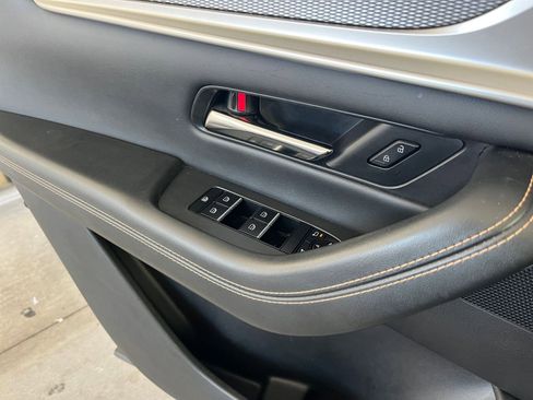 Used 2025 MAZDA CX-70 3.3 Turbo w/ Preferred Package image 18