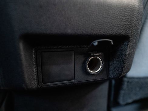 Certified 2025 Toyota Tacoma TRD Sport image 39