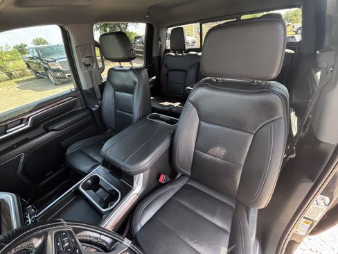 Used 2025 Chevrolet Silverado 3500 LT w/ Texas Edition AWD/4WD image 12