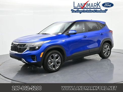 Used 2024 Kia Seltos LX image 1