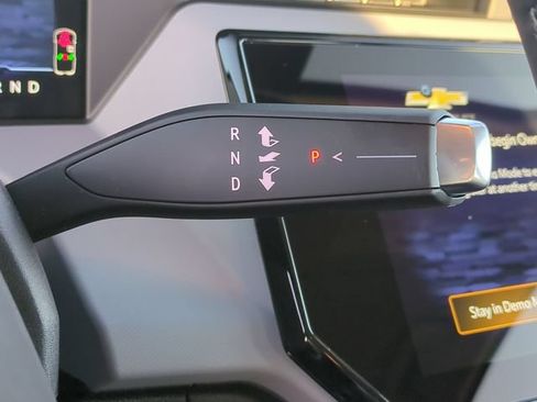 New 2027 Chevrolet Bolt LT w/ Comfort Package FWD image 17