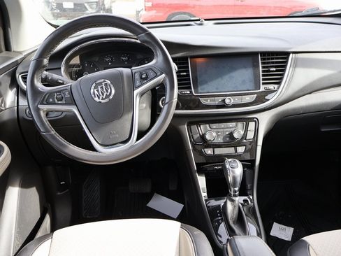 Used 2020 Buick Encore Preferred image 10