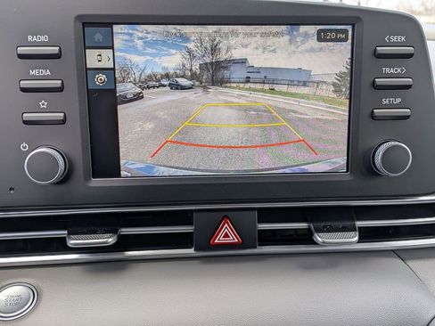 New 2026 Hyundai Elantra Hybrid FWD image 21