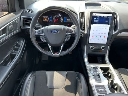 Used 2022 Ford Edge ST w/ Equipment Group 401A image 18