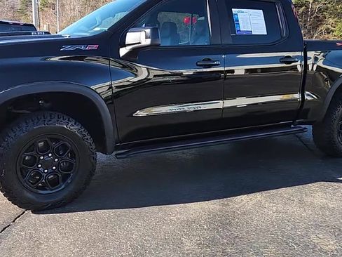 Used 2023 Chevrolet Silverado 1500 ZR2 w/ ZR2 Bison Edition image 4