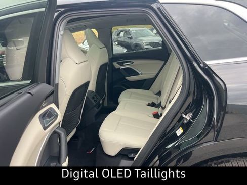 New 2025 Audi Q5 Prestige image 29