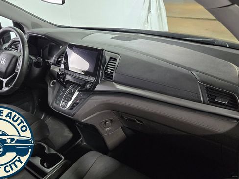 Used 2020 Honda Odyssey EX image 34