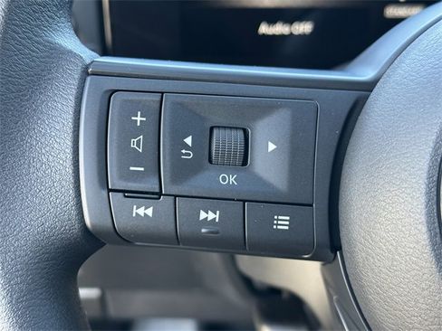 New 2026 Nissan Kicks S image 19