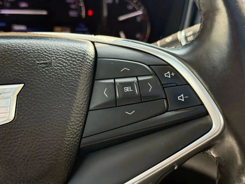 Used 2017 Cadillac XT5 Luxury AWD/4WD image 24
