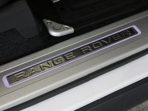 Used 2021 Land Rover Range Rover P525 Westminster Edition LWB image 39