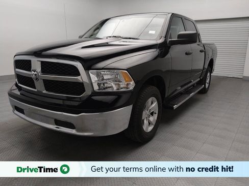 Used 2022 RAM 1500 Classic SLT image 1