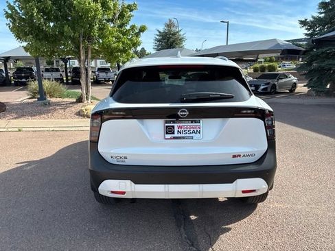 Certified 2025 Nissan Kicks SR AWD/4WD image 8