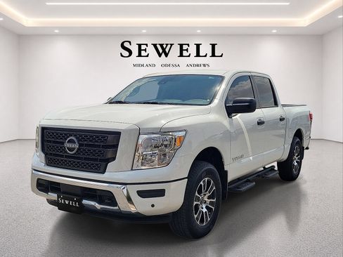 Used 2024 Nissan Titan SV w/ SV Convenience Package AWD/4WD image 1