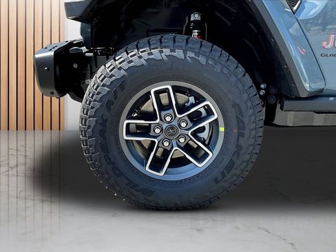 New 2026 Jeep Gladiator Mojave image 32