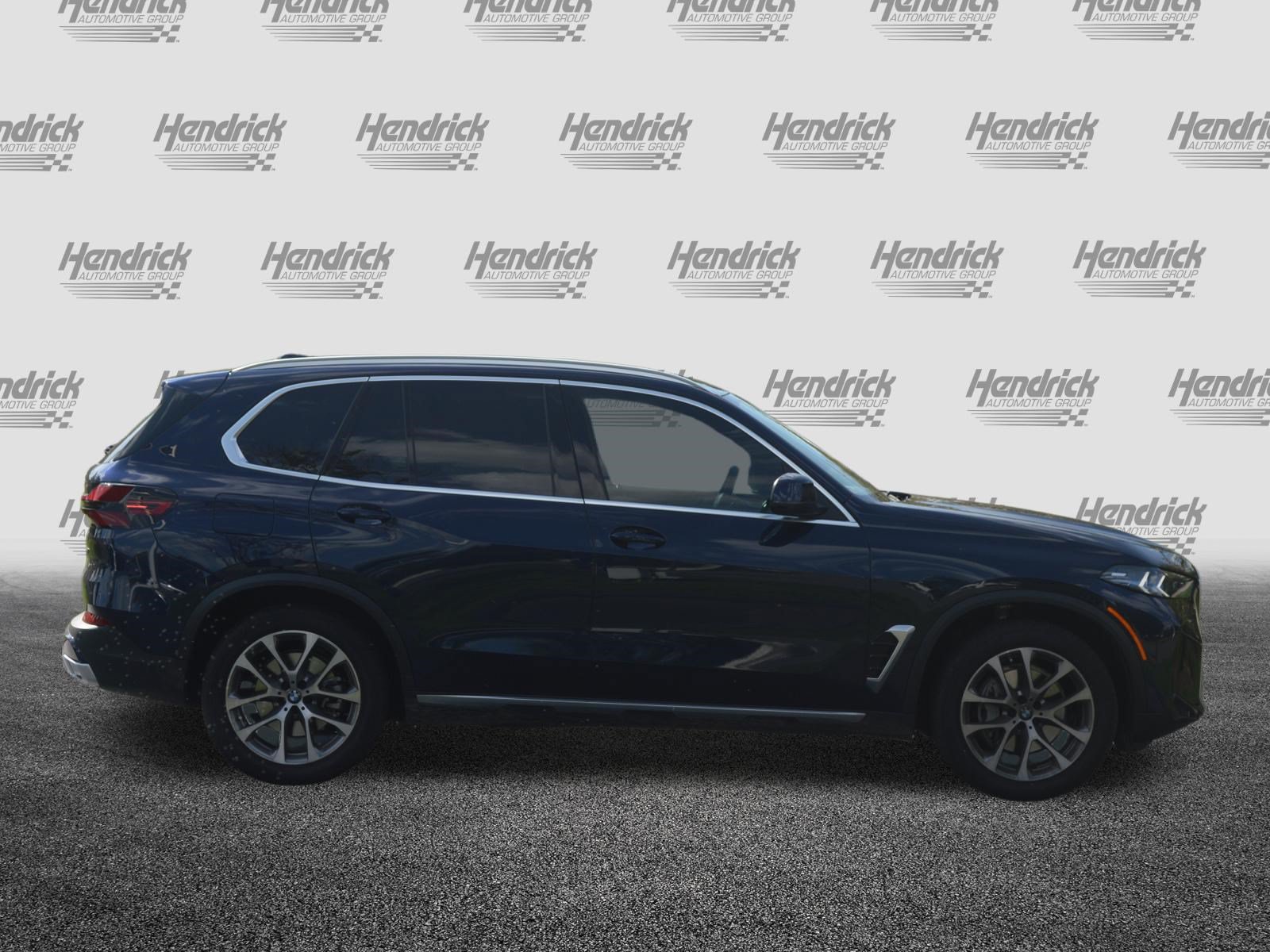 Used 2026 BMW X5 sDrive40i RWD image 9