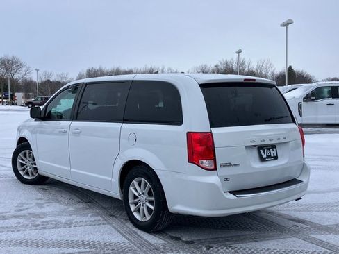 Used 2020 Dodge Grand Caravan SE image 23