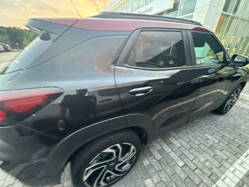 Used 2025 Chevrolet TrailBlazer RS w/ Convenience Package FWD image 14