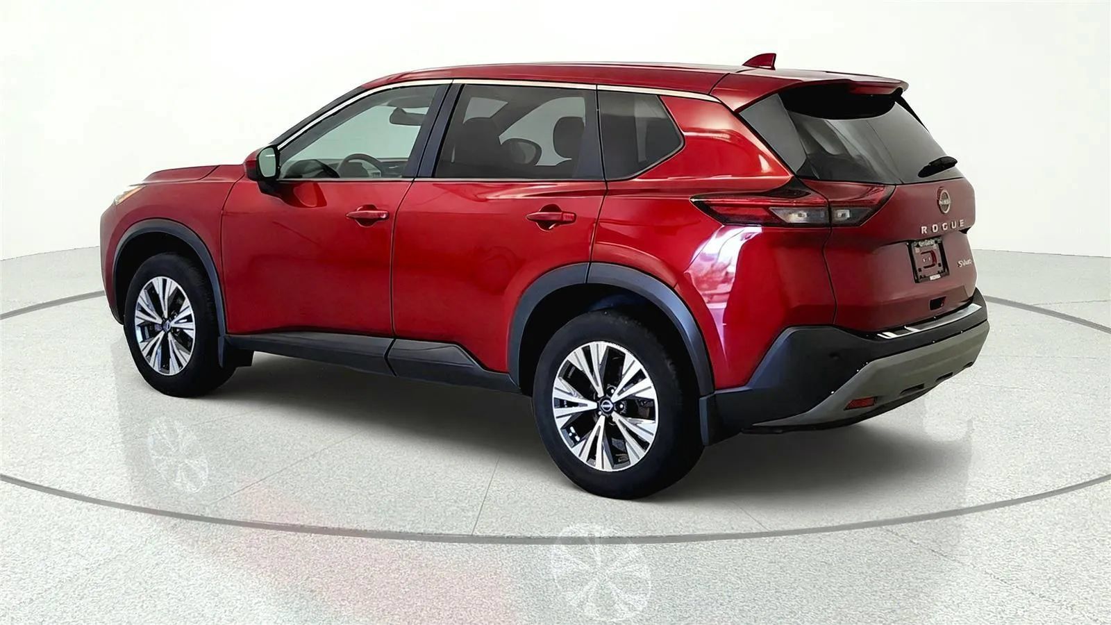 Used 2023 Nissan Rogue SV AWD/4WD image 4