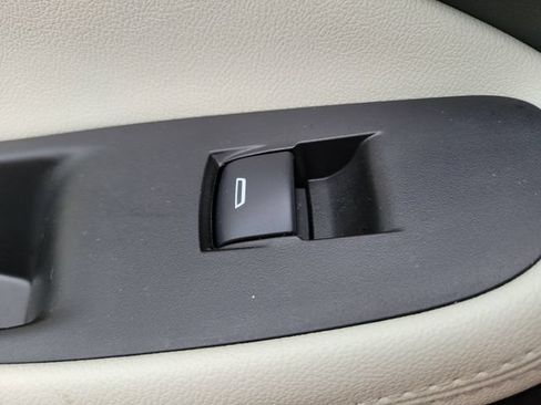 Used 2022 Buick Encore GX Select AWD/4WD image 15